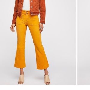 SOLD FREE PEOPLE Maggie crop corduroy flares-